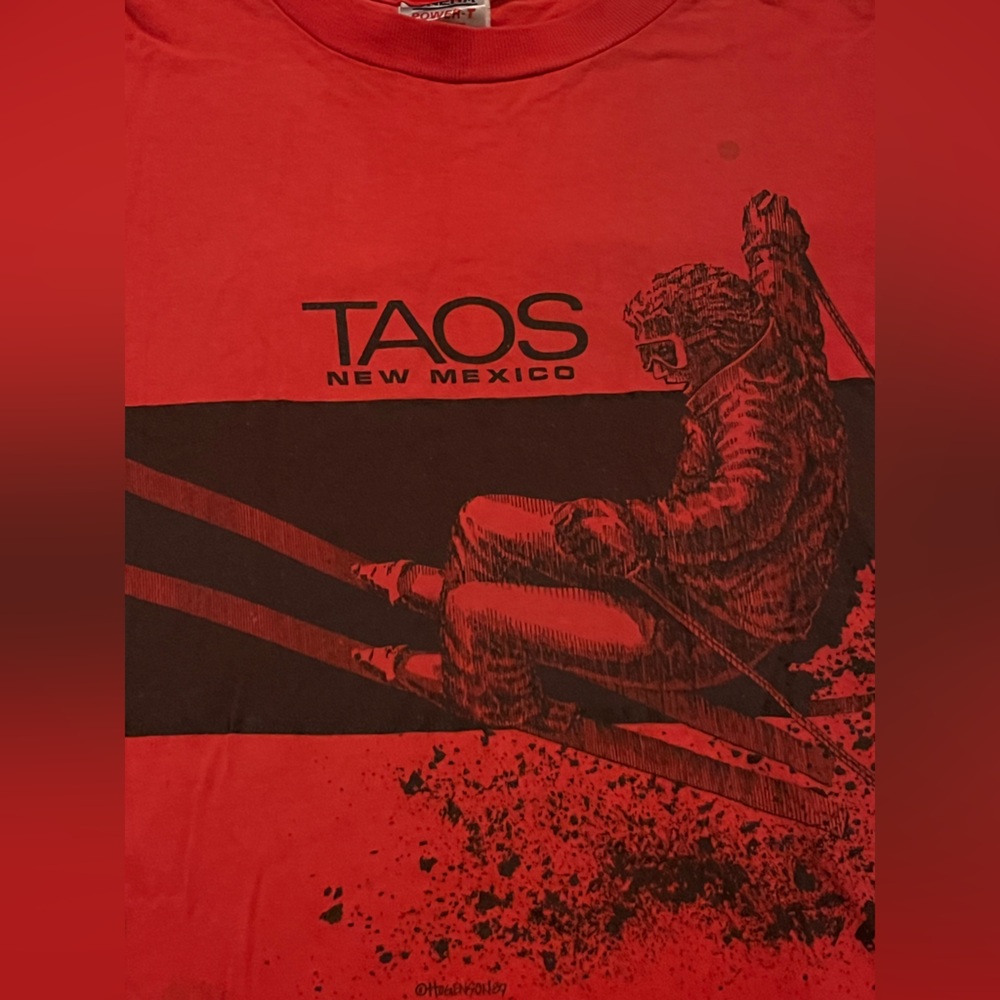 Vintage Taos New Mexico Red Graphic Men's Shirt